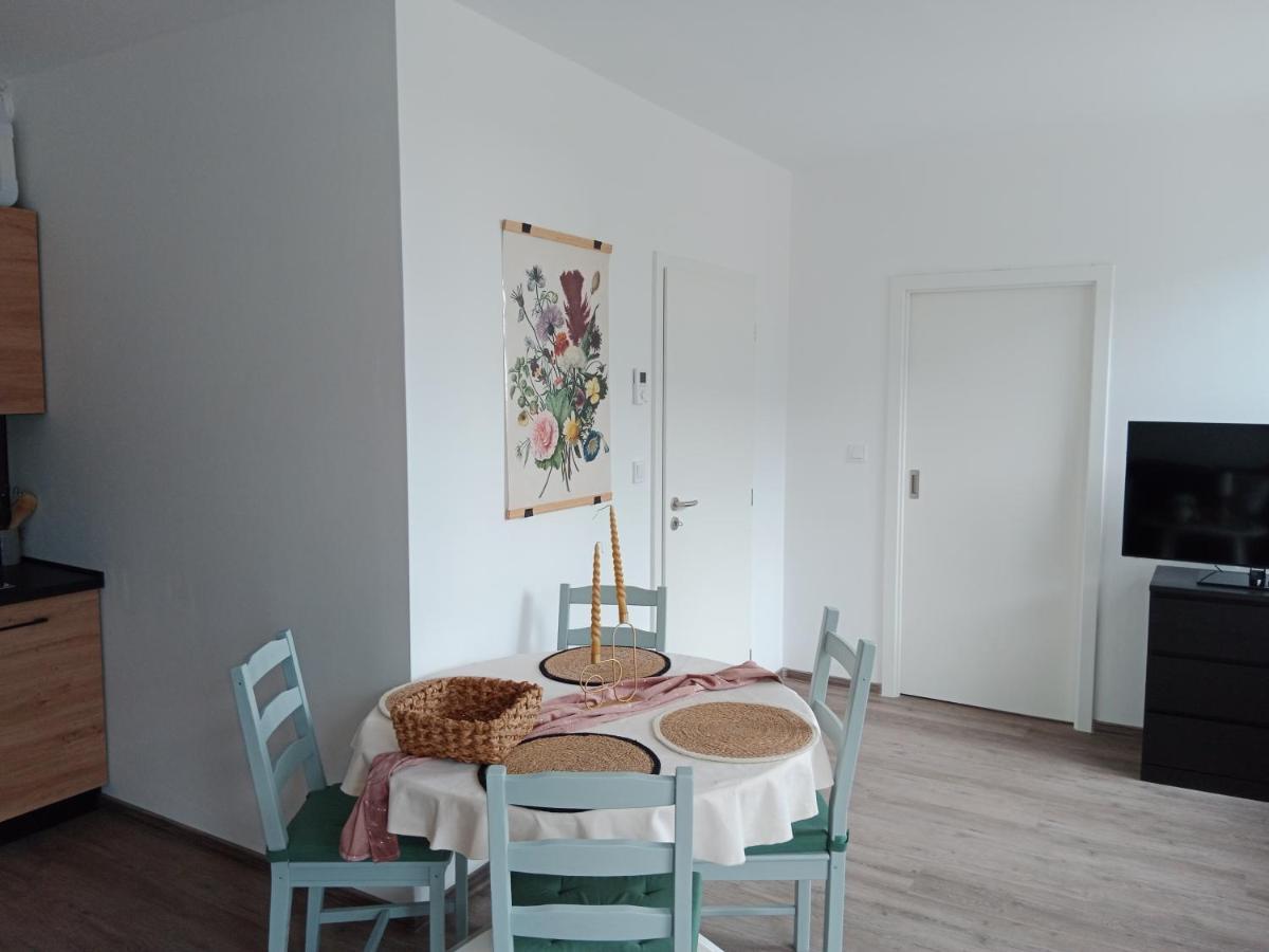 J&Z Apartman Olomouc Esterno foto