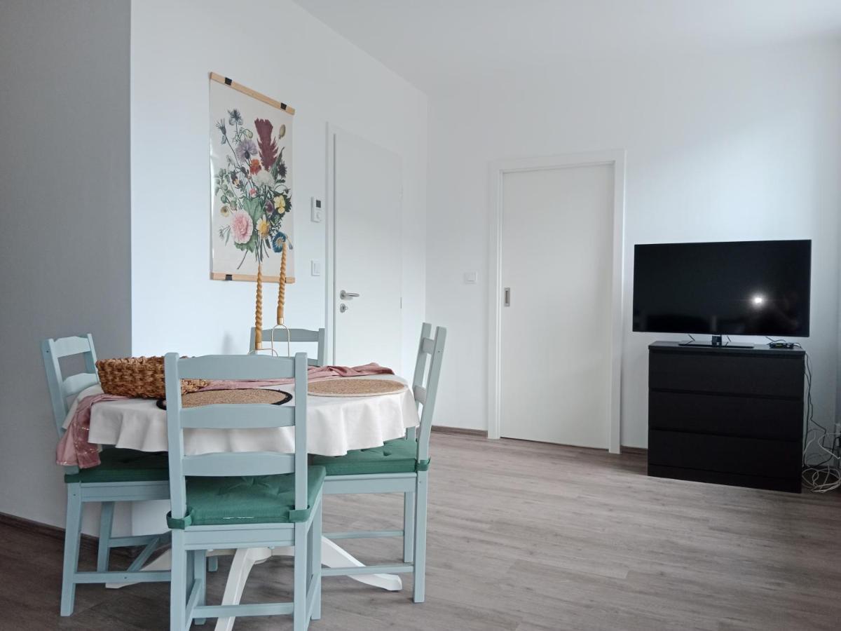 J&Z Apartman Olomouc Esterno foto